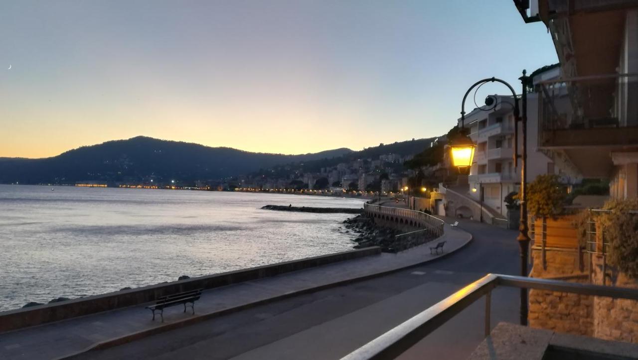 Cadorna Fronte Mare Apartment Alassio Exterior foto