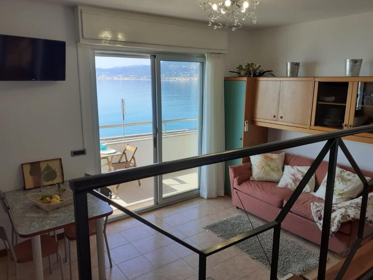 Cadorna Fronte Mare Apartment Alassio Exterior foto