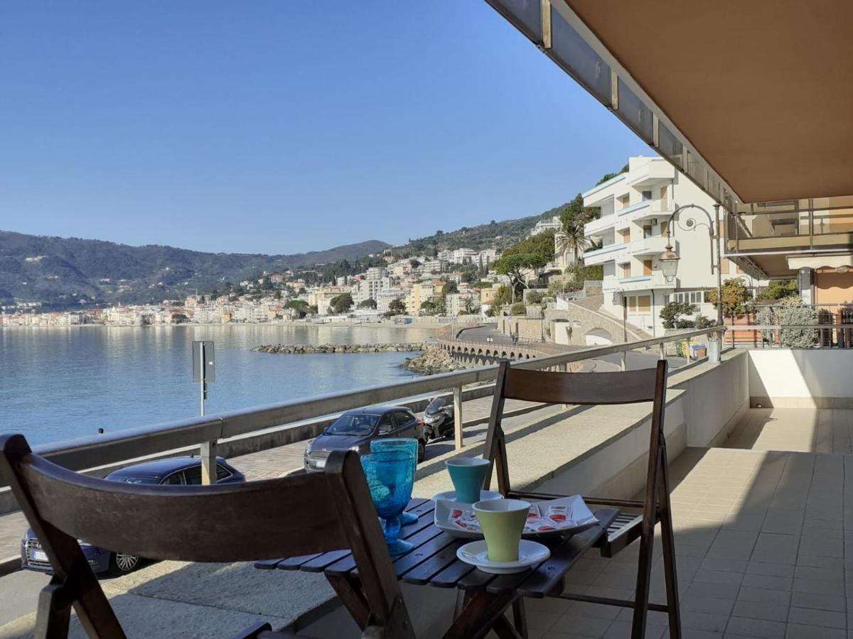 Cadorna Fronte Mare Apartment Alassio Exterior foto